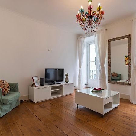 Lovely Patio Getaway In Lisbon Apartment Bagian luar foto