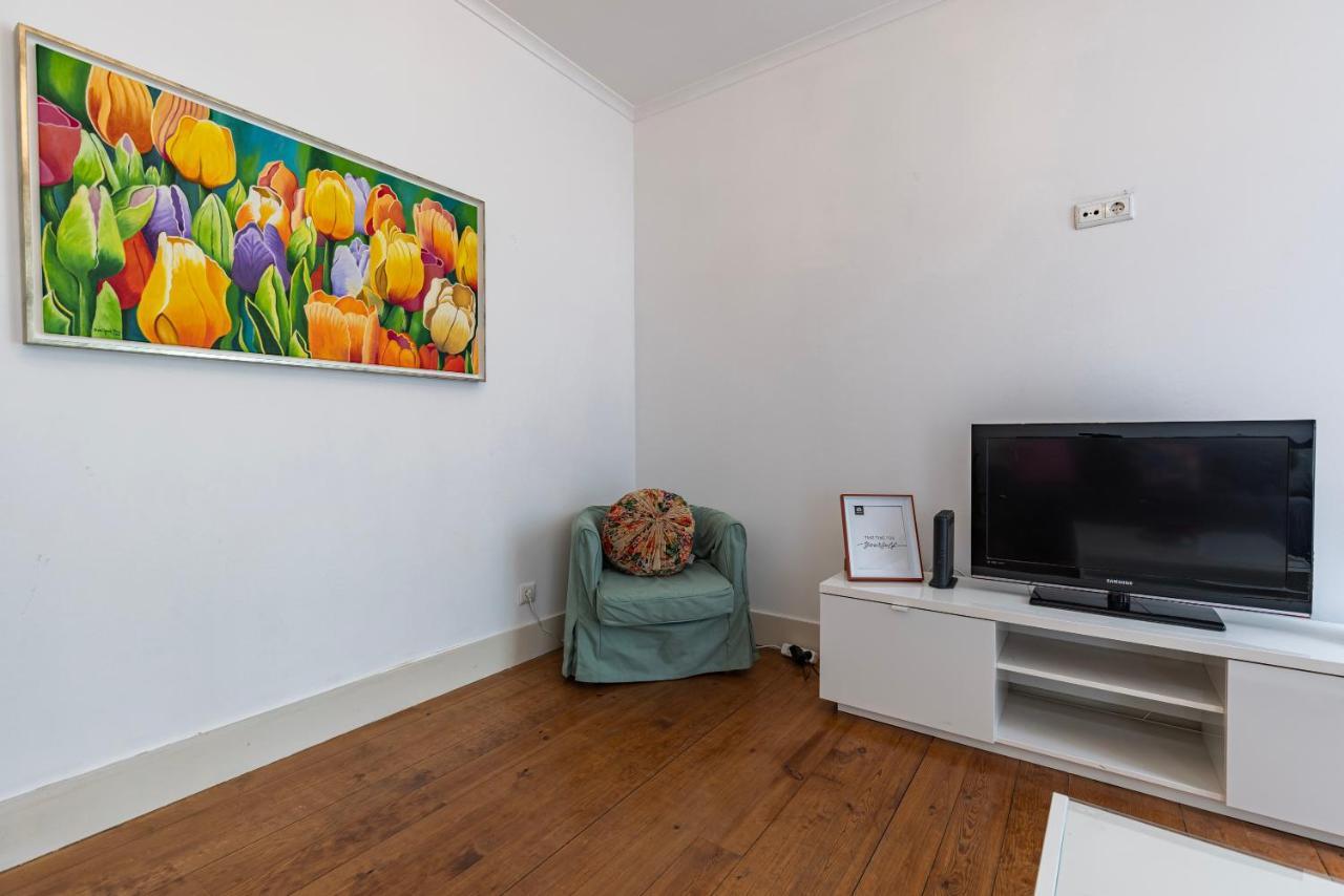 Lovely Patio Getaway In Lisbon Apartment Bagian luar foto